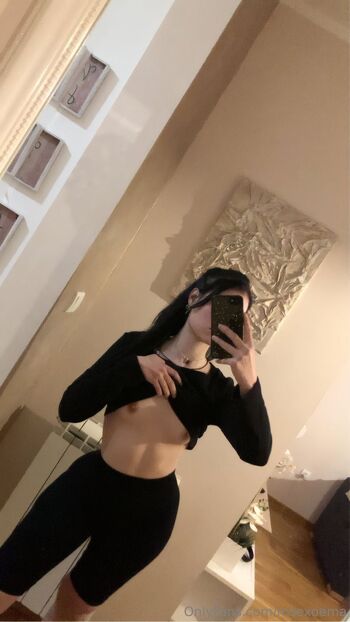 Em / rosexoema nude photo #11