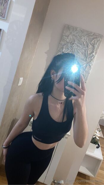 Em / rosexoema nude photo #17