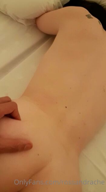 Ross and Rach / rossandrache nude photo #6