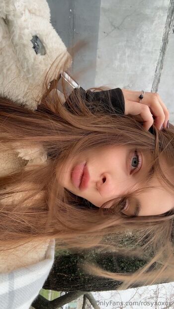 Ros / rosyxoxox nude photo #20