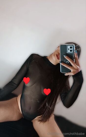 Lola / rothbabe nude photo #2