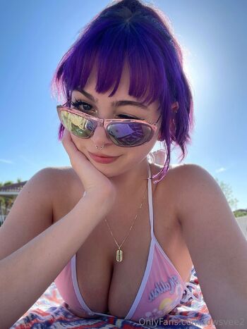 Row / rowsvee2 nude photo #19