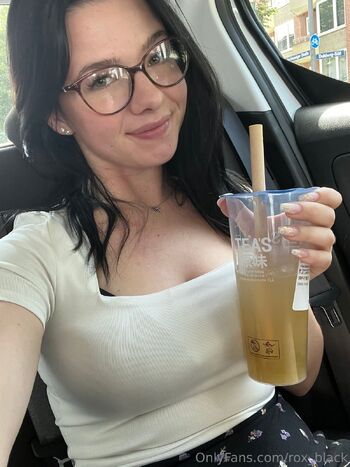 Roxann / rox_black / roxi_black nude photo #37