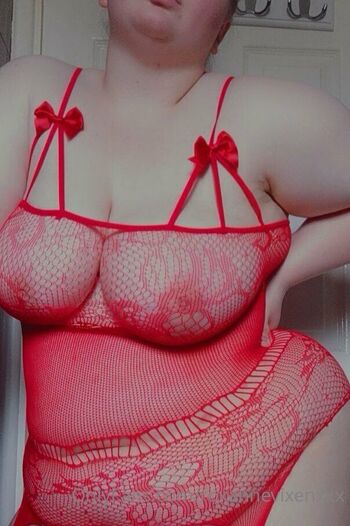 Roxanne Vixe / roxannevixenxxx nude photo #5