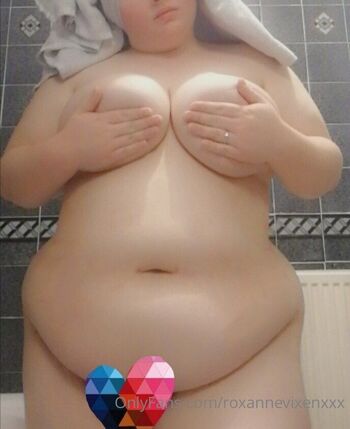 Roxanne Vixe / roxannevixenxxx nude photo #25