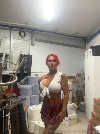 Roxi Keog / roxikeoghvip nude photo #39