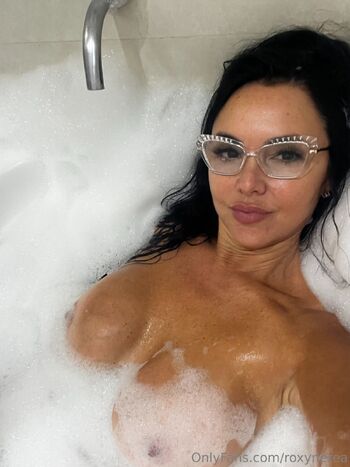 Nerea / roxynerea nude photo #10