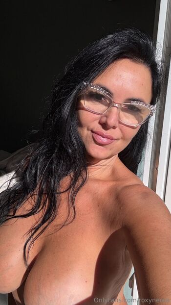 Nerea / roxynerea nude photo #12