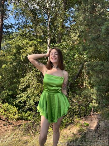 Rox / roxyyflame nude photo #32