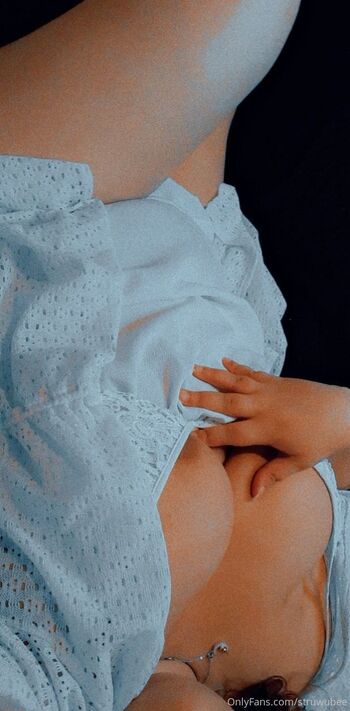 Jeste / royaljestie nude photo #1