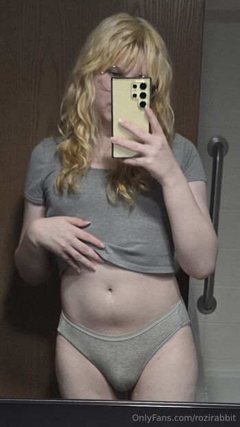 Rozi Rabbi / rozirabbit nude photo #1