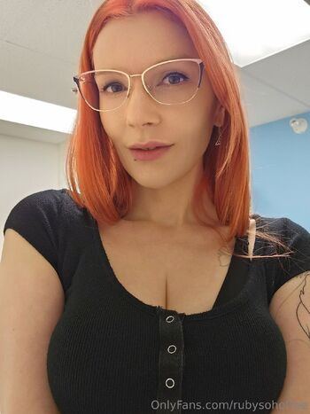 Ruby Soho Free DD Nerd / rubysohofree nude photo #33