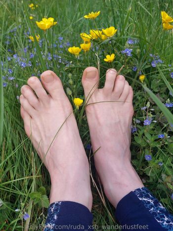 Joann / ruda_xsh_wanderlustfeet nude photo #7
