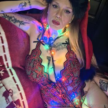 𝑹𝒖𝒋𝒂 𝑴𝒐𝒓𝒈𝒆𝒏𝒔𝒕𝒆𝒓 / ruja_morgenstern nude photo #10