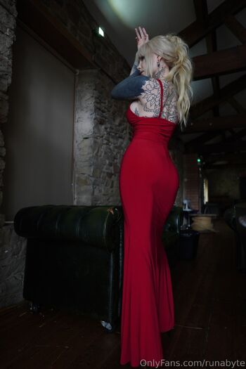 Run / runabyte nude photo #4