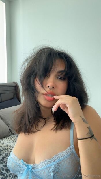 Riley Moo / ryemoon / _ryemoon nude photo #3