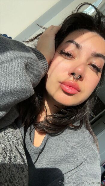 Riley Moo / ryemoon / _ryemoon nude photo #8