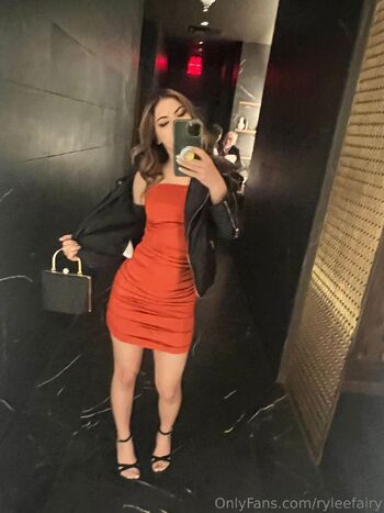 rylee / ryleefairy nude photo #7