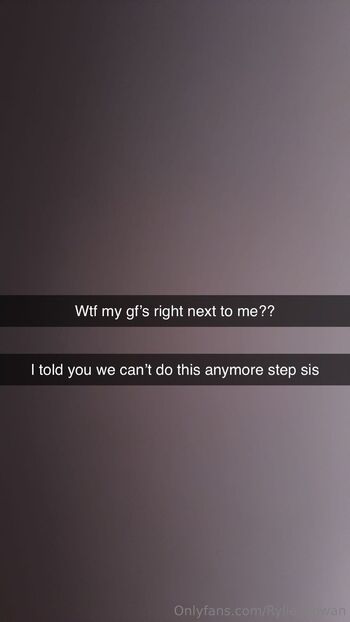 Ryli / rylie_rowan nude photo #37