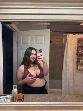 Rylie Haz / ryliehaze nude photo #4