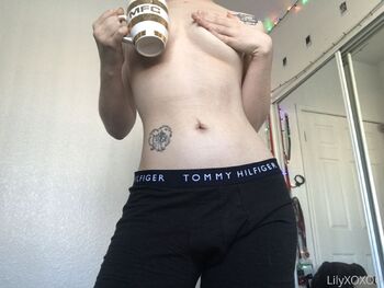 Lily Tho / saadlilthot nude photo #19