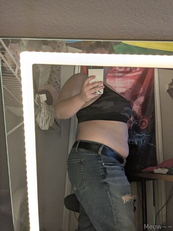 Sabrina Le / sabbysoftpawz nude photo #1