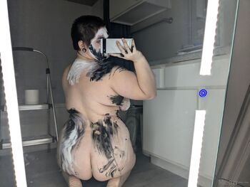 Sabrina Le / sabbysoftpawz nude photo #25