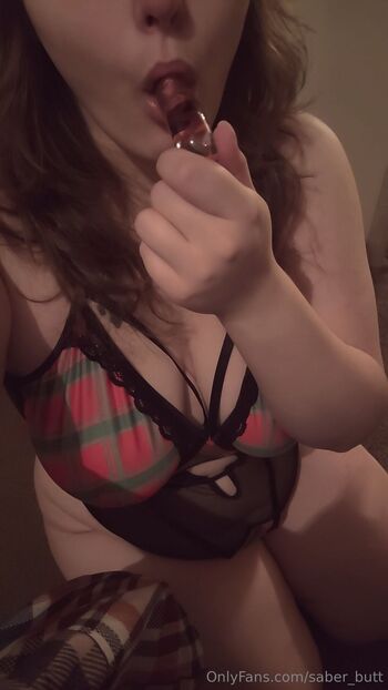 Carrio / saber_butt nude photo #5