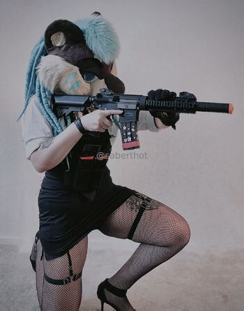 s a b e / saberthot nude photo #10