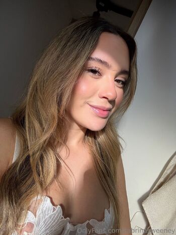 Sabrina / sabrinasweeney nude photo #32