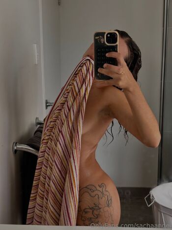 Ange / sachaangel nude photo #33