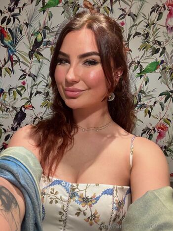 Sacred / sacredxo nude photo #11