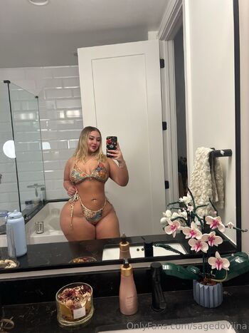 Sage Dovina / sagedoviina nude photo #18