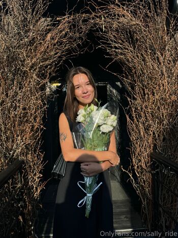 Sally Lex / sally_ride nude photo #21