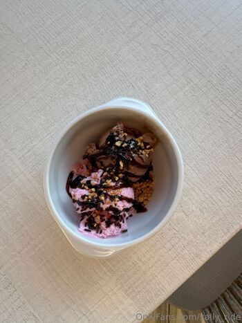 Sally Lex / sally_ride nude photo #33