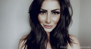 Sam Mari / samisoah nude photo #19