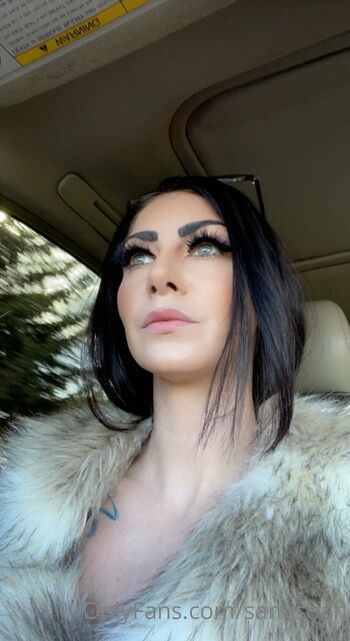 Sam Mari / samisoah nude photo #25