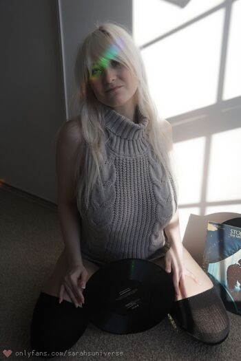 OnlyFans / sarahsuniversefree nude photo #17