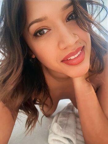 Your Virtual GF / sarahsweetbobbaloo / sarahsweetbobaloo nude photo #5