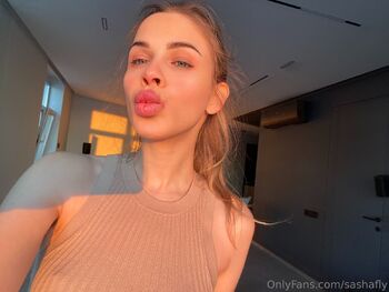 Sasha / sashafly nude photo #18