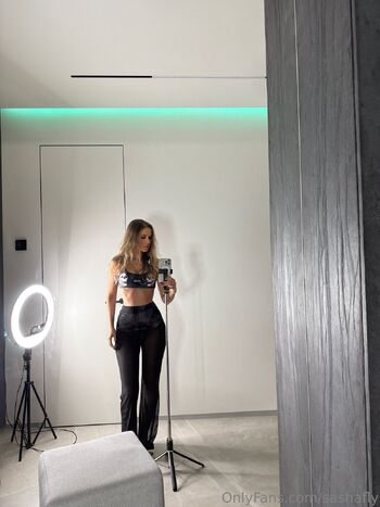 Sasha / sashafly nude photo #35