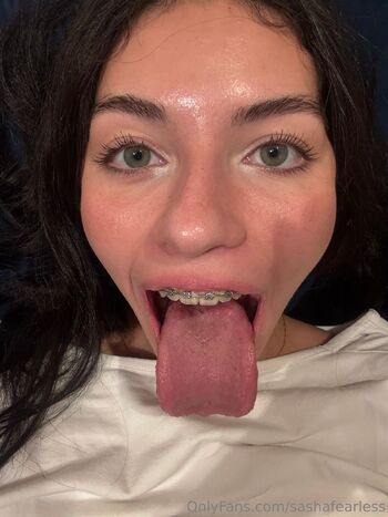 Sasha Tongue Princess / sashasexymouthh nude photo #34