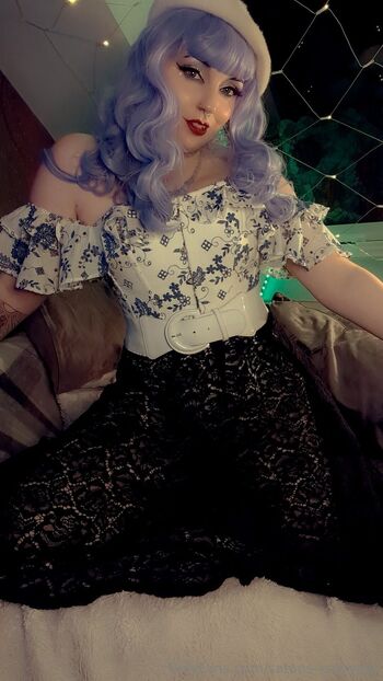 Ge / satans-knitwear nude photo #9