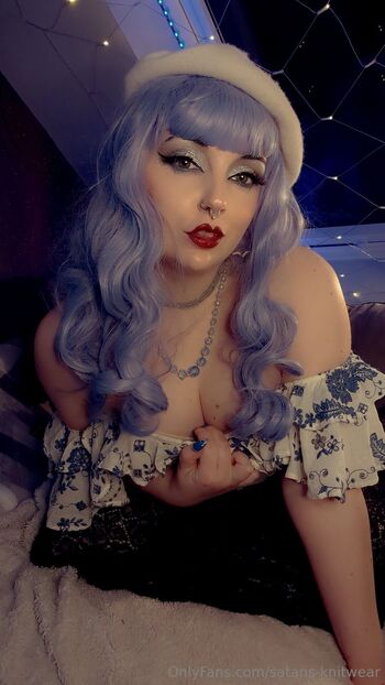 Ge / satans-knitwear nude photo #21