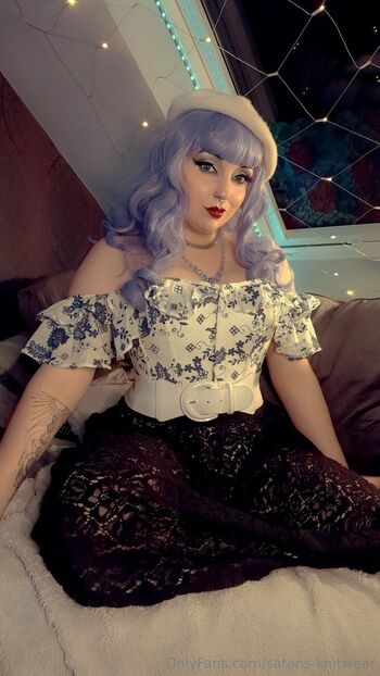 Ge / satans-knitwear nude photo #23