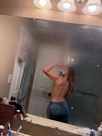 Savvy Sa / savs_side / _savannahl_ / _savsside_ / savsside nude photo #14