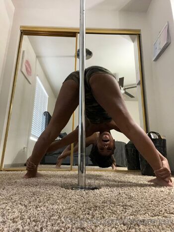 Savanna / savvysavvybaby nude photo #3