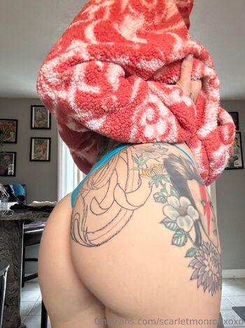 Scarle / scarletmonroexoxo nude photo #16