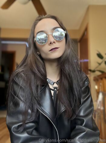 Miss Scarlet / scarlettddreamsfree nude photo #17