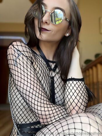 Miss Scarlet / scarlettddreamsfree nude photo #39